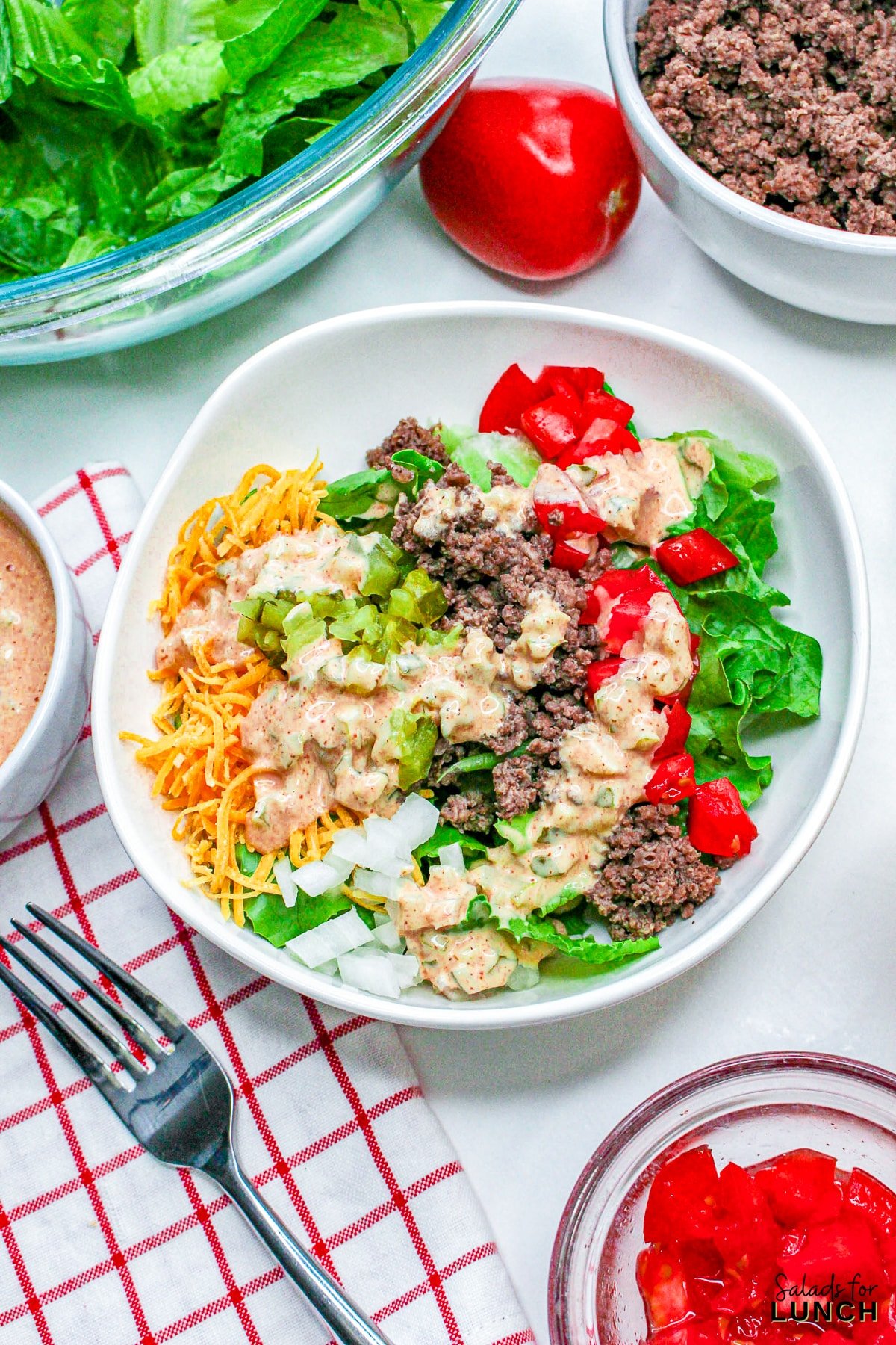 Big Mac Salad Bowl: Classic Burger Taste, Healthier Twist