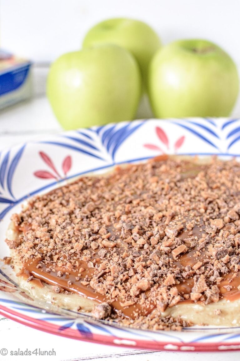 10 Minute Caramel Cheesecake Apple Dip