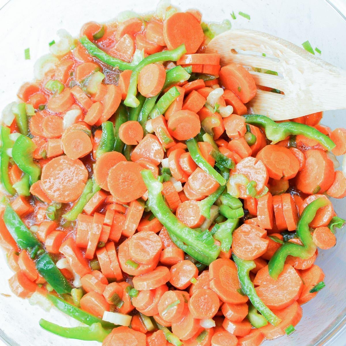 Marinated Carrot Salad Square Featured Photo - We’ve rounded up 26 of the best spring salads to help you make the most of April’s freshest fruits and veggies. Whether you’re craving something light and refreshing or hearty and satisfying, there’s a salad here for every taste.